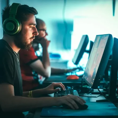 PGC 2026 – CS2 / LOL | GALERIA